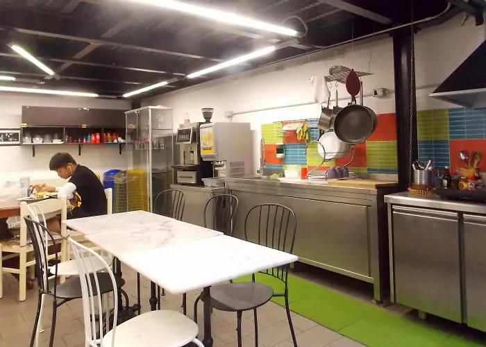 شباب كالارز *