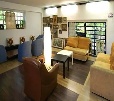 Colours Μιλάνο